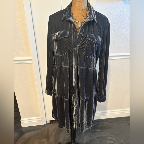 Umgee Crushed Velvet Button Down Boutique Tiered Dress Steel Blue Size LARGE - Picture 5 of 10